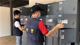 壽山動物園接獲恐嚇休園1天 警方巡檢高雄壽山動物園18日接獲恐嚇電子信件稱園區遭放爆裂物，上午撤離遊客並休園1天，由警方入內排查。（高雄市觀光局提供）中央社記者蔡孟妤傳真 112年5月18日