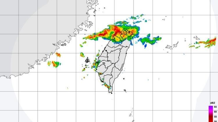 雷雨帶卡住了　新竹雨量「突破300毫米」