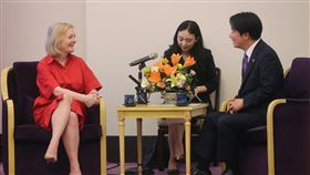 副總統賴清德今（18）日接見英國前首相特拉斯。（圖／總統府提供)