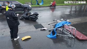 風太大！消防隊擔架衝馬路擊落騎士畫面曝