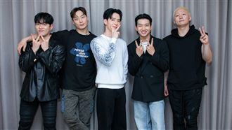 張藝興恩師來台！領舞團期待和粉絲見面