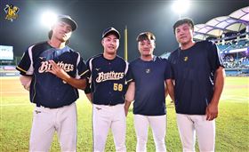 ▲中信兄弟接力無安打比賽。（圖／中信兄弟球團提供）