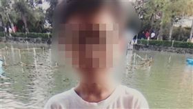 台中市男高中生繼承5億房產，竟突然跟代書兒子同性結婚後墜樓亡。（圖／家屬提供）