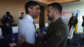 澤倫斯基抵達廣島G7峰會　場邊見英國首相（圖／翻攝自twitter.com/RishiSunak）