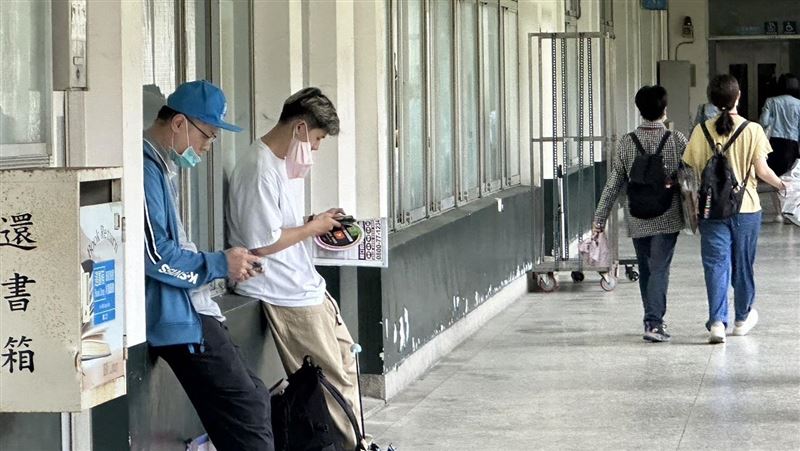 會考19.8萬考生中午考完！2點對答案看這