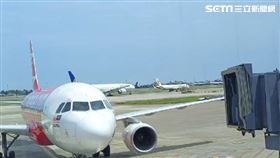 機師通報航道有「不明飛行物」！桃機停擺40分鐘　上千人受影響