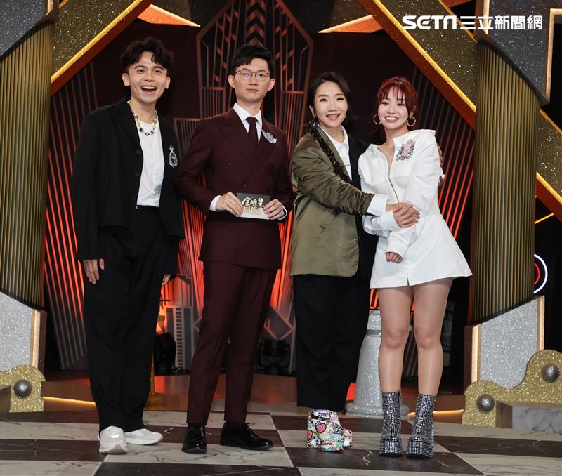 「全明星辯論會」主持人陶晶瑩、視網膜、黃豪平、陳芳語。（圖/記者邱榮吉攝影）