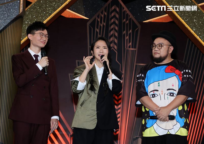 「全明星辯論會」主持人陶晶瑩、視網膜、黃豪平、陳芳語。（圖/記者邱榮吉攝影）