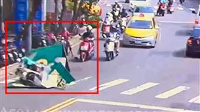 新北,強風,招牌,砸落,騎士