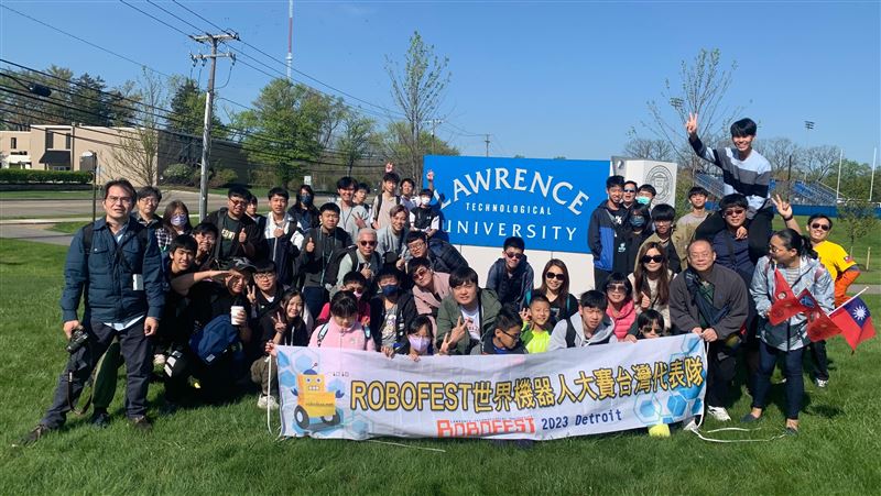 台灣隊再創佳績！勇闖世界機器人賽奪4金