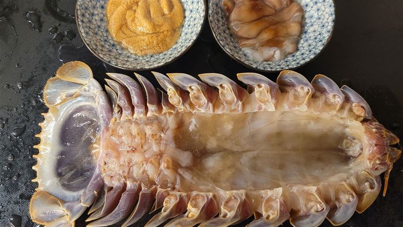 獨／限熟客「大王具足蟲」拉麵早已預約光
