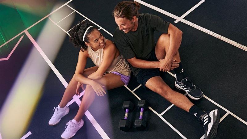 adidas門市買二送一　官網專區三件66折