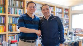 侯友宜會面管中閔。（圖／翻攝自侯友宜臉書）