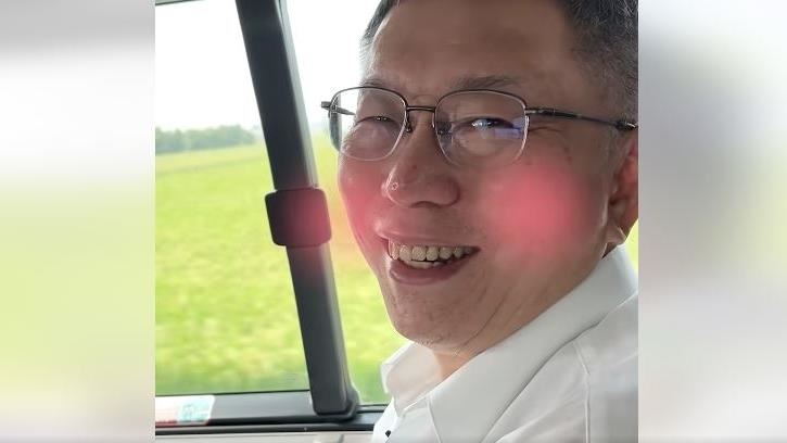 柯文哲競選小物開賣！4個半小時賣破千萬