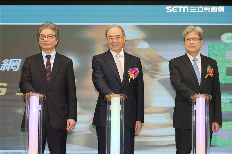 中信投信00928掛牌上櫃，今日（24號）於櫃買中心舉行掛牌典禮。（圖／記者楊澍攝影）