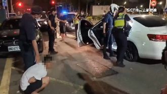 2男財務糾紛爆口角　警調解意外逮通緝犯