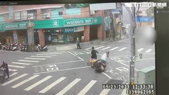 18歲單車男外側鬼切　女追撞倒地畫面曝光