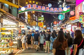 台中逢甲商圈吸引外地遊客消費