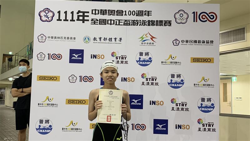 14歲聽損兒堅持「勇敢逐夢」獲總統教育獎