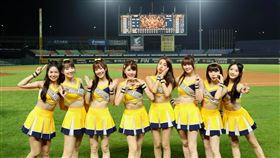 ▲PS女孩歷經跨夜應援。（圖／翻攝自中信兄弟啦啦隊臉書）