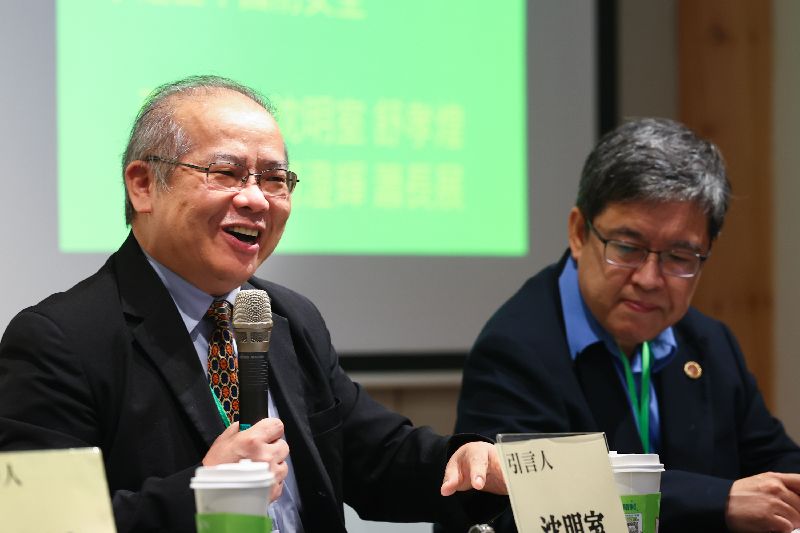 台派聯盟舉行民間國是建言會議,邀請國防安全研究院國家安全研究所所長沈明室(左)、國防安全研究院副研究員舒孝煌(右)等專家分析,探討台灣國防安全議題及如何應對。(資料照)