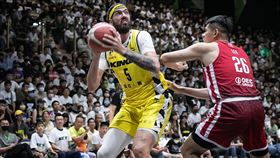 國王洋將牧倫斯食物中毒，此役只能先從板凳出發。（圖／新北國王提供）