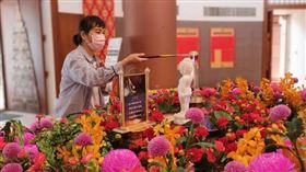 ▲浴佛儀式。（圖／翻攝自福隆靈鷲山-聖山寺）