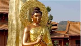 ▲農曆4/8是佛陀聖誕日也是「浴佛節」。（圖／翻攝自喃無釋迦摩尼佛）