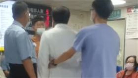 聖保祿醫院,急診室,打針（圖／翻攝自《社會事新聞影音》、翻攝畫面）