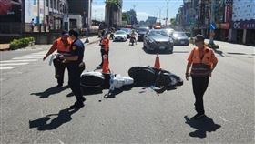 未禮讓,直行車,,追撞,騎士,,遭輾,畫面,新莊,新北