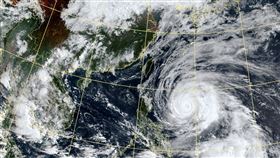 瑪娃颱風估下週一（29日）將北轉。（圖／翻攝自氣象局）