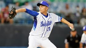 ▲陳仕朋28日先發獲得隊友304天以來最高援護。（圖／翻攝自富邦悍將臉書）