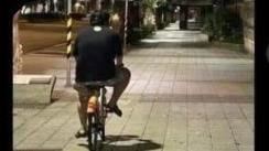 愛貓失蹤…統神凌晨騎Ubike沿途學貓叫
