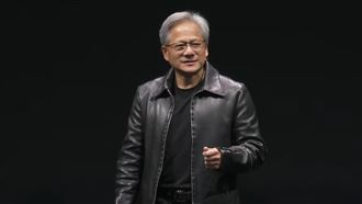 黃仁勳穿西裝捨皮衣　他：藏精準商業邏輯