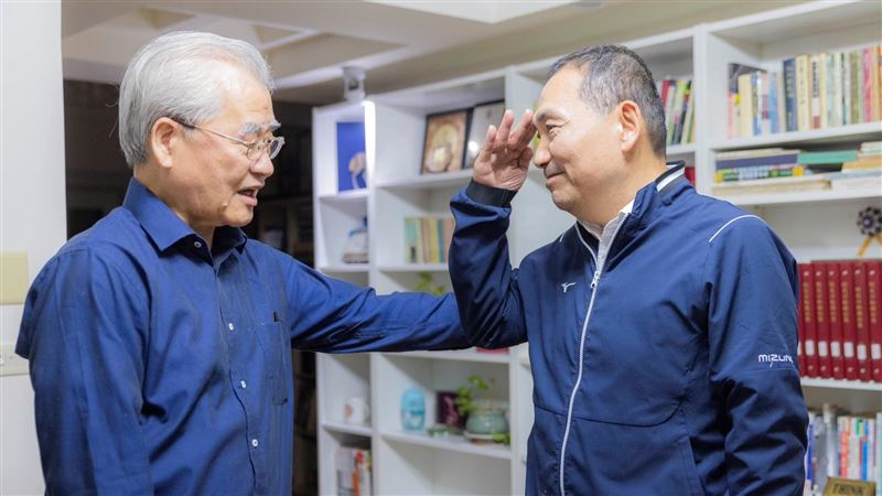請益毛治國！侯友宜揭露「從政初心」