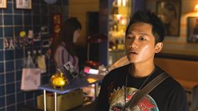 九把刀電影《請問，還有哪裡需要加強》蔡昌憲、百白。（圖／麻吉砥加電影提供）