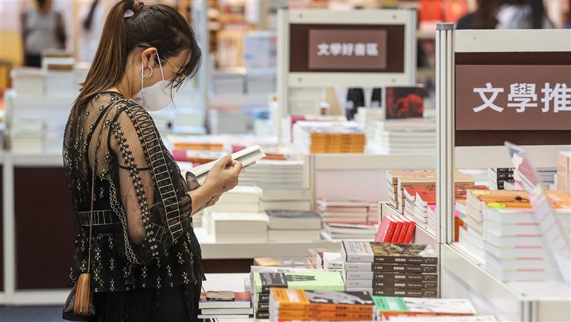 沒人看書？大數據：潛在消費力估達400億