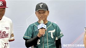 台鋼雄鷹總教練洪一中。（圖／記者蔡厚瑄攝影）