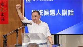 國民黨17日中常會，朱立倫宣布徵召侯友宜。（圖／中國國民黨提供）