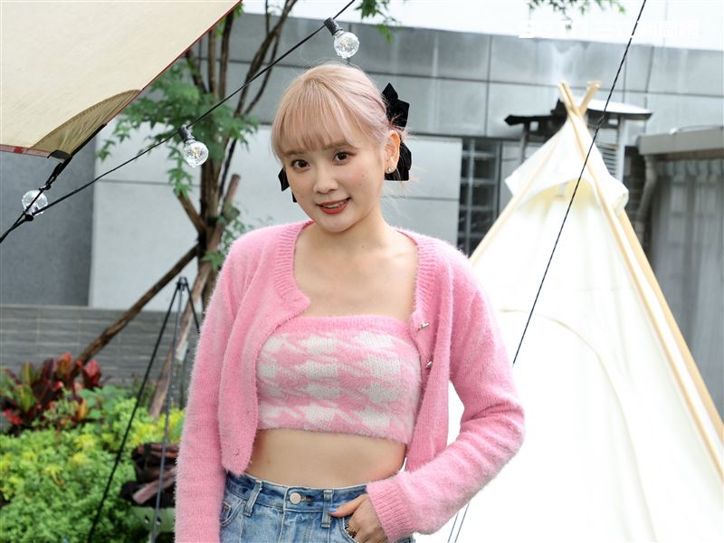 洗菜三立新聞網專訪。（圖/記者邱榮吉攝影）