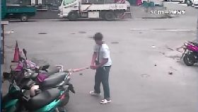 文 燒自家鄰驚1200