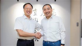 侯友宜請益江宜樺。(圖/翻攝自侯友宜臉書)