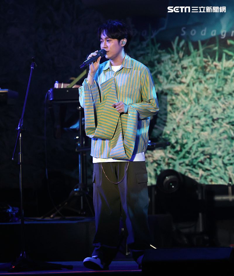 蘇打綠aka魚丁糸「Round 2」一日限定 戶外演唱，睽違6年重回老地方「宣布20週年新計畫」3萬人嗨爆。（圖/記者邱榮吉攝影）