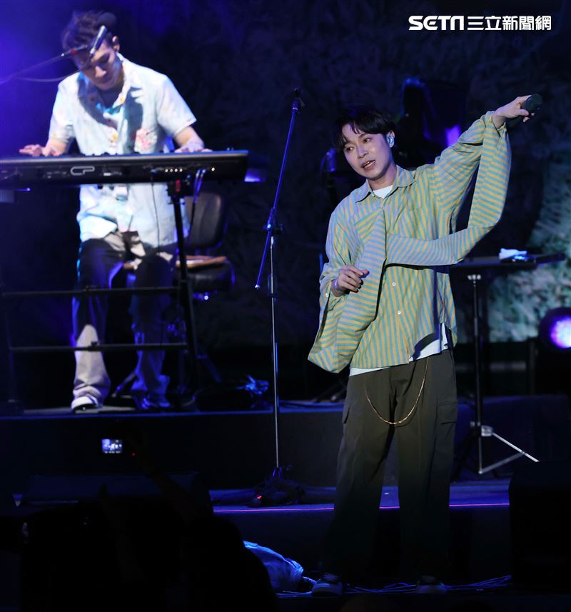 蘇打綠aka魚丁糸「Round 2」一日限定 戶外演唱，睽違6年重回老地方「宣布20週年新計畫」3萬人嗨爆。（圖/記者邱榮吉攝影）