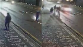 女子遭到保全推倒、追打至馬路中間，隨後被轎車輾過。（圖／翻攝自推特）