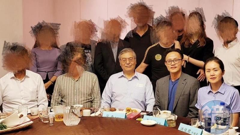 侯友宜大將遭爆與竹聯大老合照　畫面曝光