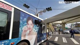 高雄,曳引車,燕巢,公車