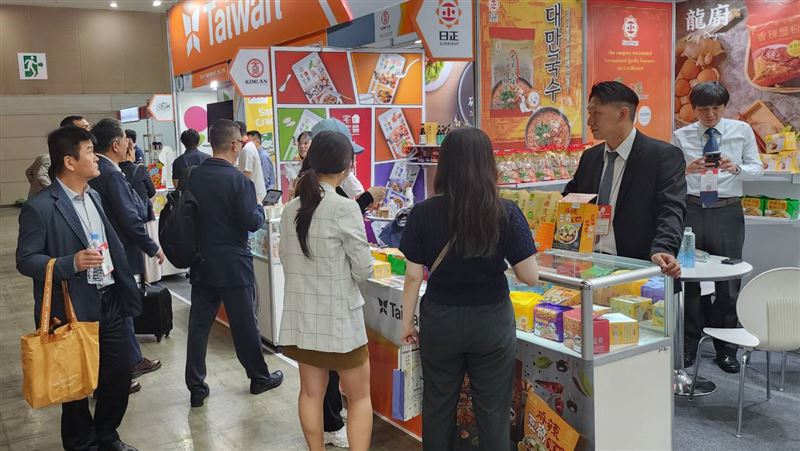 韓國人愛鳳梨酥珍奶　帶動驚人1食品紅了