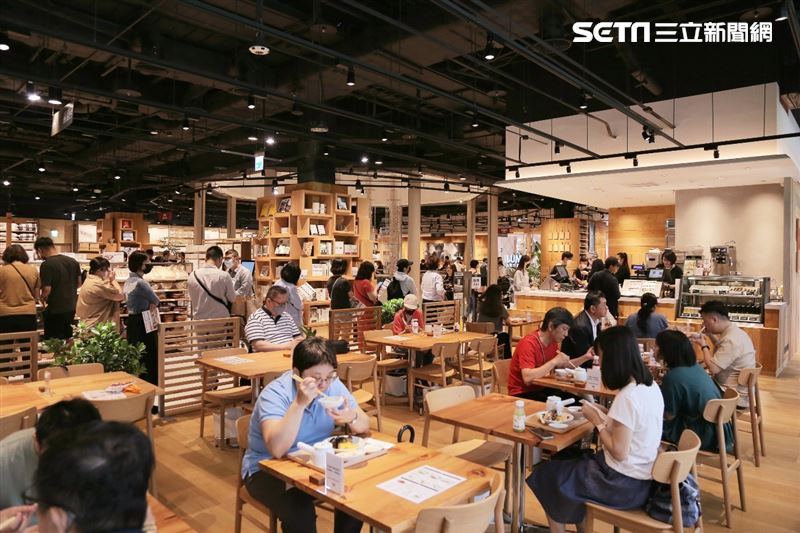 MUJI無印良品松高旗艦店開幕。（圖／記者楊澍攝影）