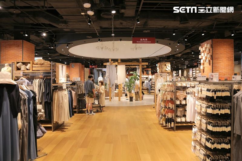 MUJI無印良品松高旗艦店開幕。（圖／記者楊澍攝影）